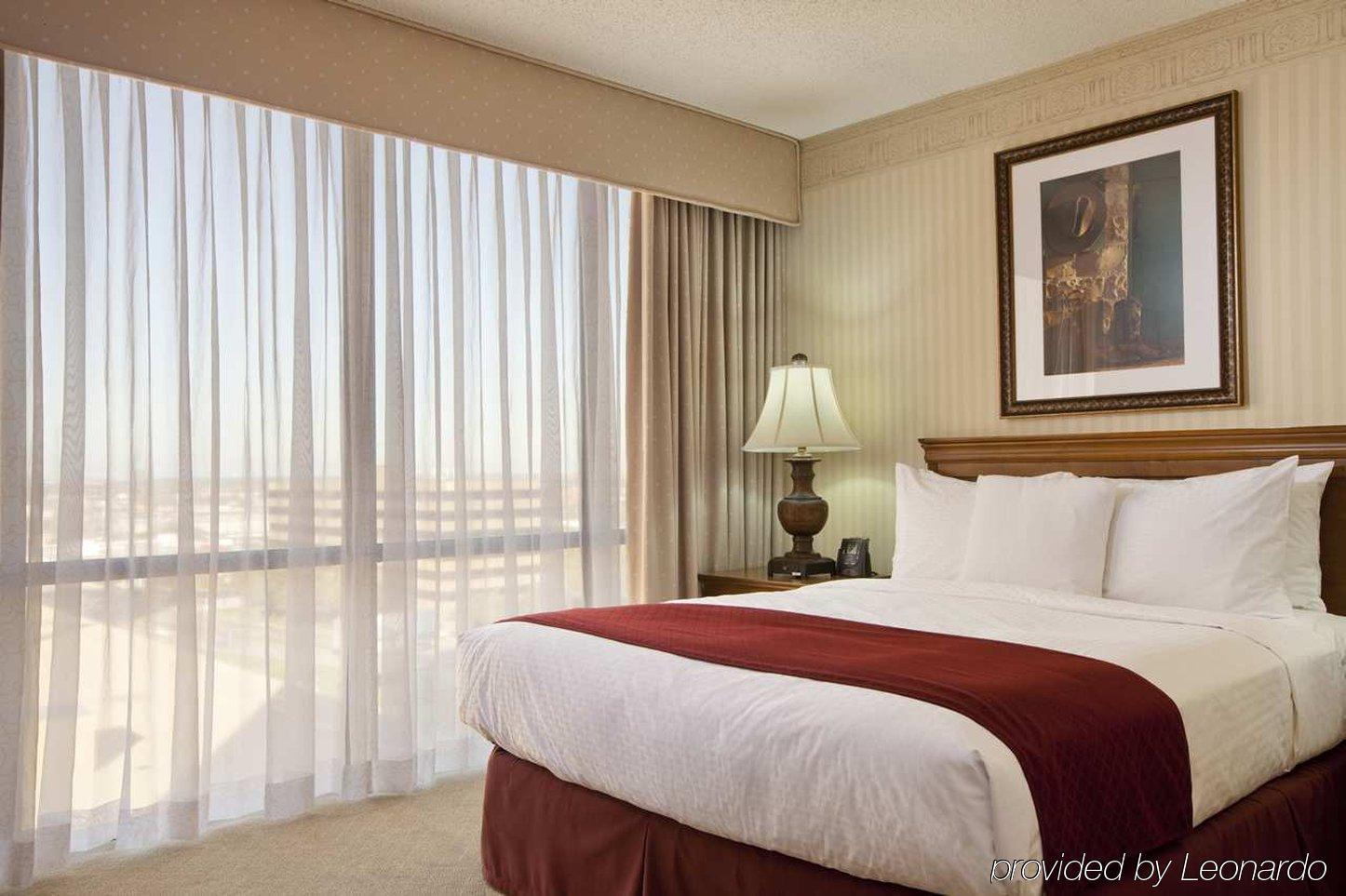Doubletree By Hilton Hotel Dallas Campbell Centre Szoba fotó