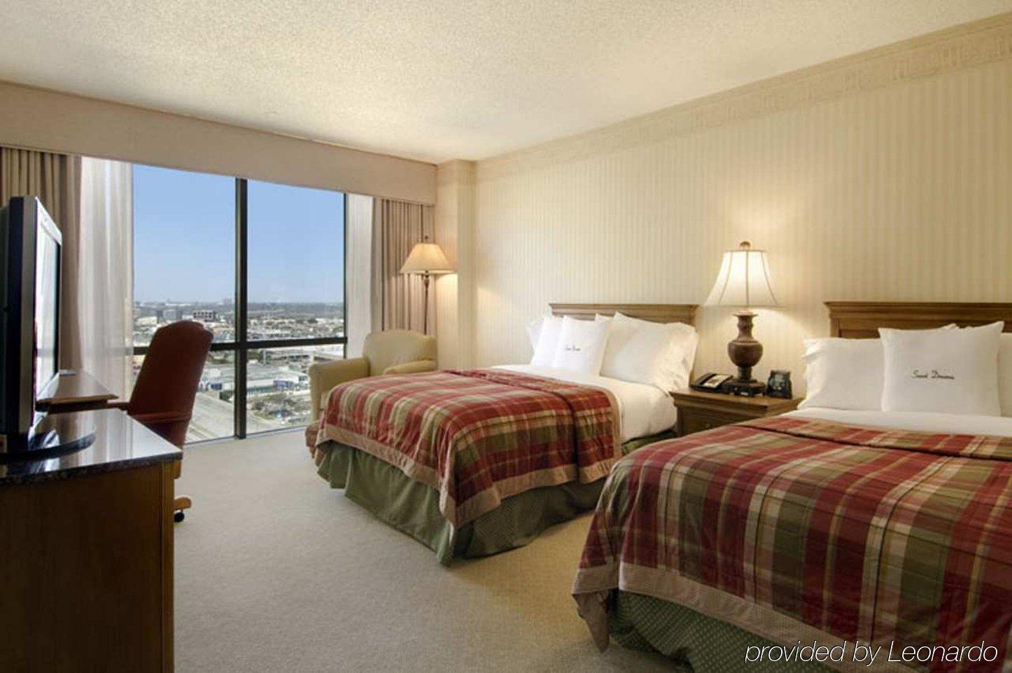 Doubletree By Hilton Hotel Dallas Campbell Centre Szoba fotó